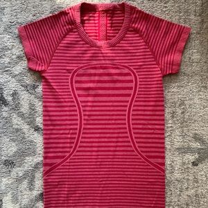 lululemon Swiftly SS in heathered lulu red *stripe
